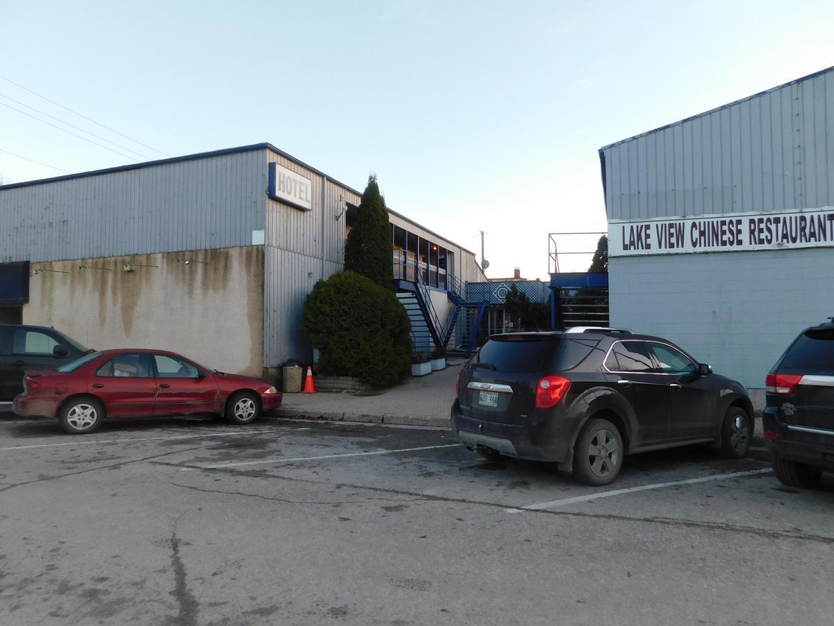 The Lakeview Inn Lac du Bonnet Εξωτερικό φωτογραφία