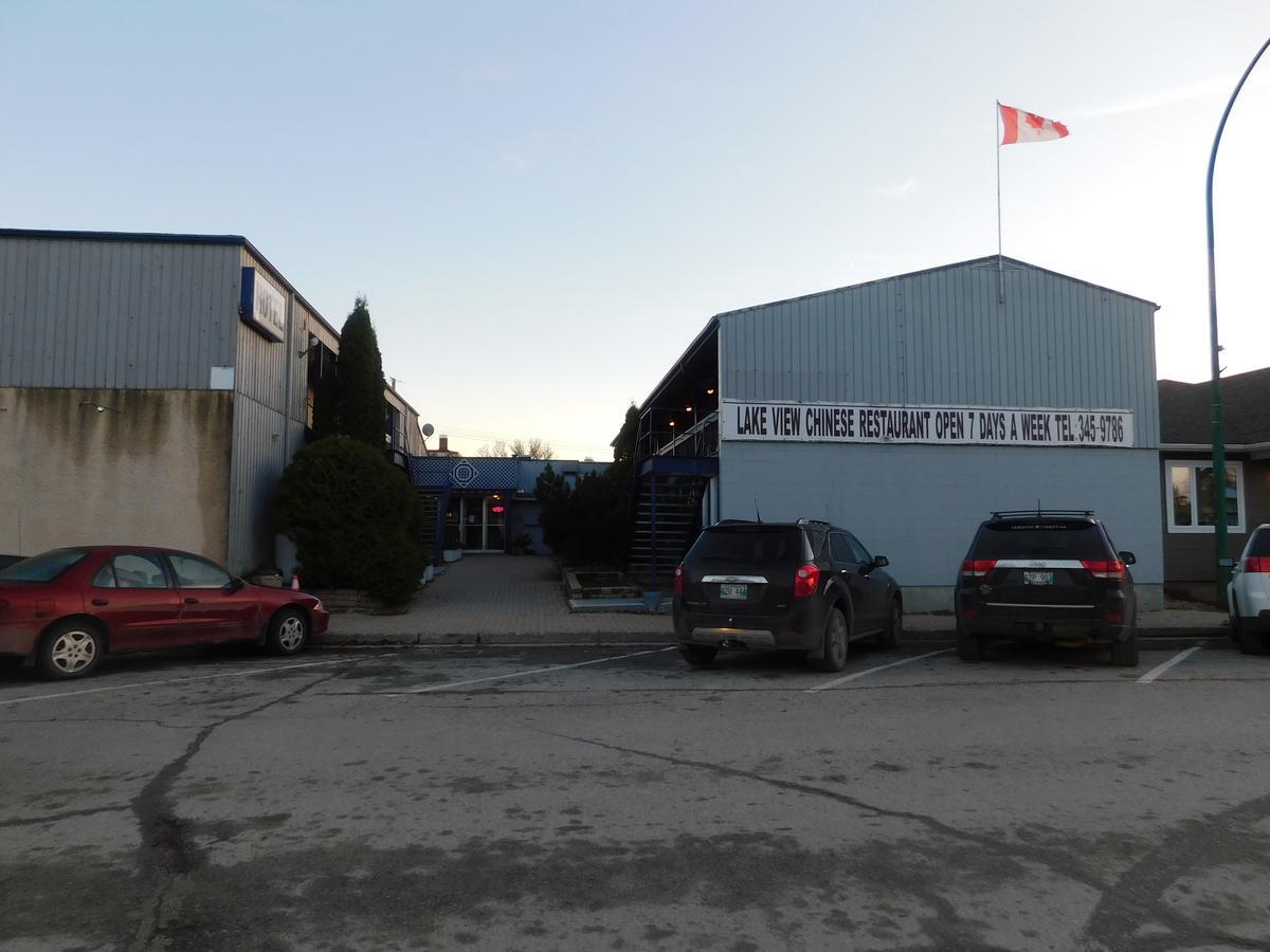 The Lakeview Inn Lac du Bonnet Εξωτερικό φωτογραφία