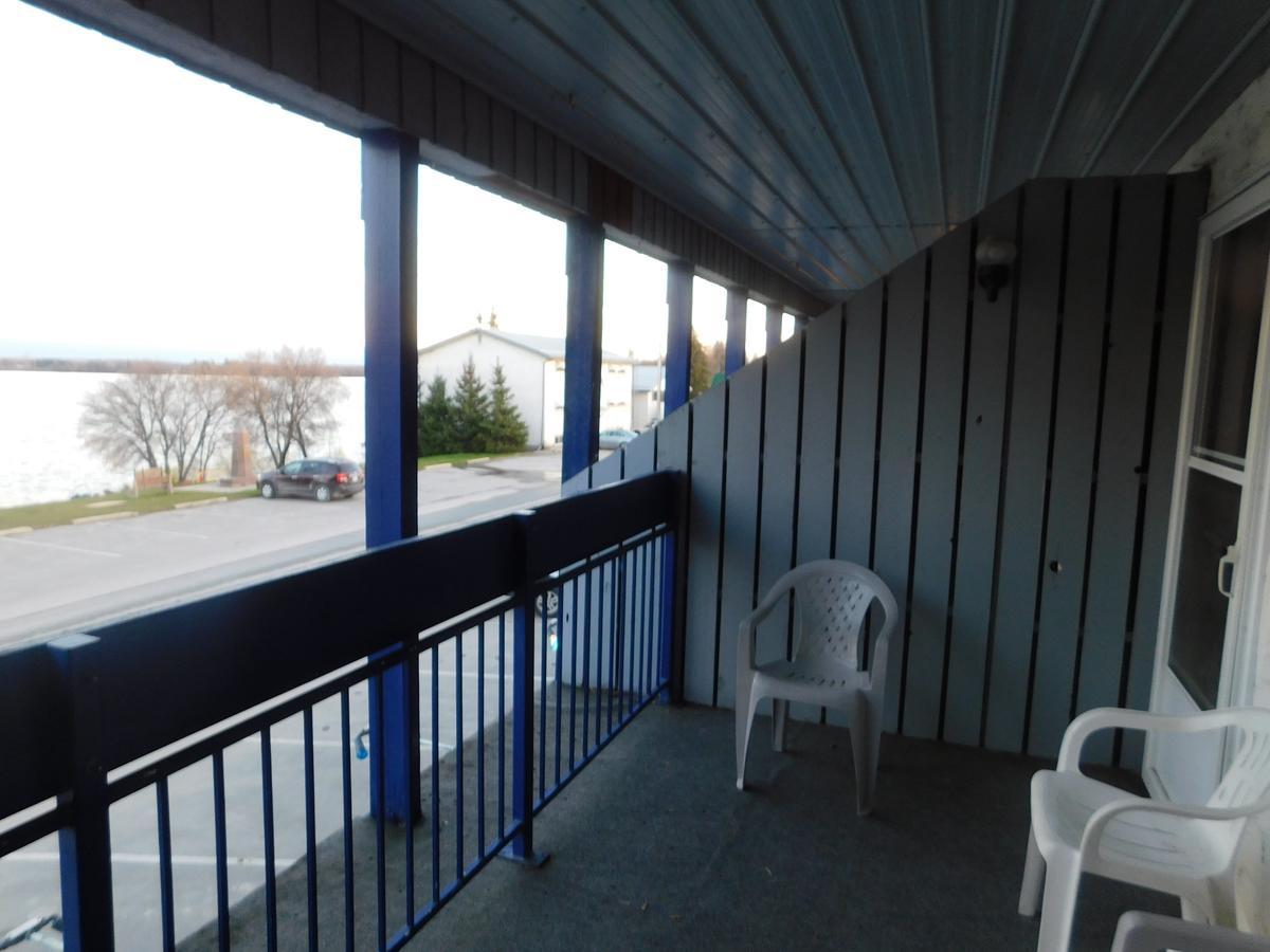 The Lakeview Inn Lac du Bonnet Εξωτερικό φωτογραφία